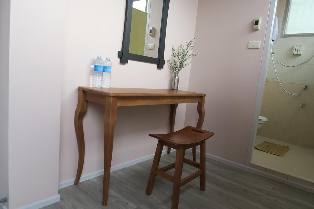 The Grand Palace Hostel Μπανγκόκ Δωμάτιο φωτογραφία