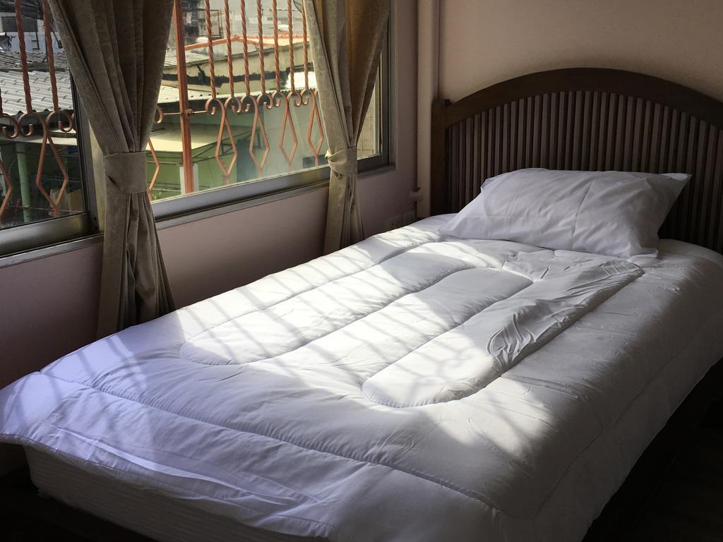 The Grand Palace Hostel Μπανγκόκ Δωμάτιο φωτογραφία